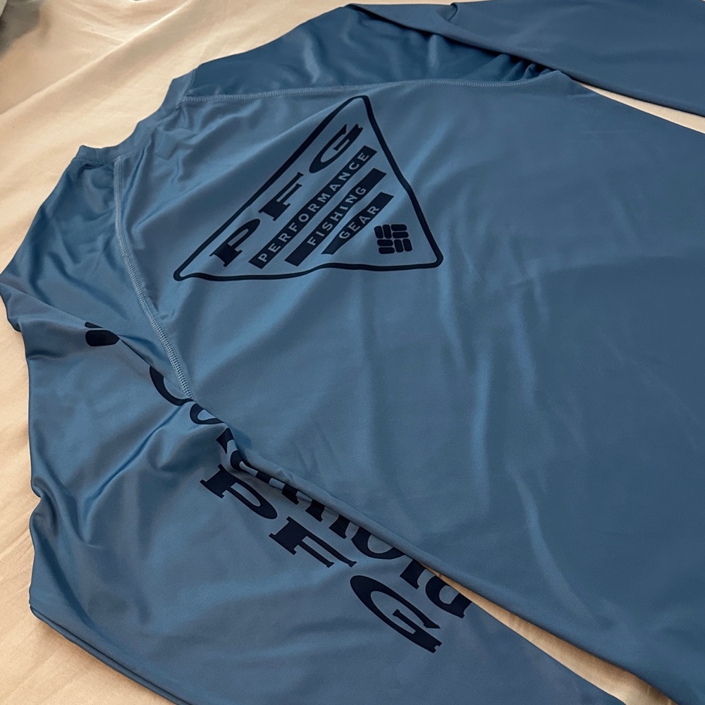 Columbia Men's Light Blue Omni Guard Shirt